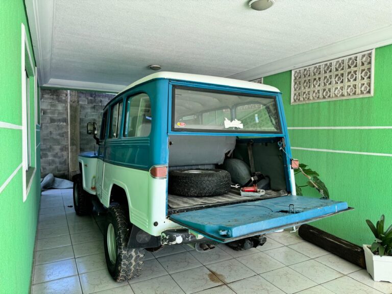 Ford rural 1960 vista traseira